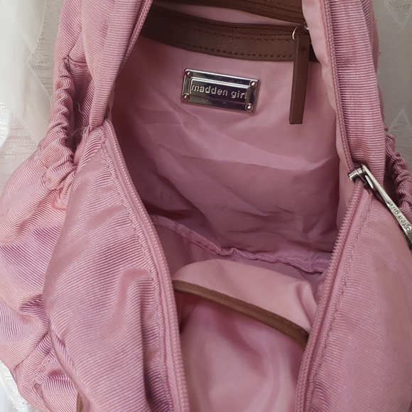 ❣️ FINAL SALE 🤍🎒pink Madden Girl backpack - small - Picture 2 of 8